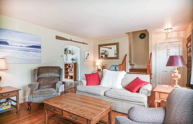 Cape Neddick Coastal Hideaway New England Charm! - Photo 26