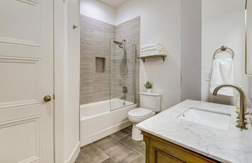 WFH-Friendly Gem with Creek 4 Mi to Sammamish Trail - Foto 13