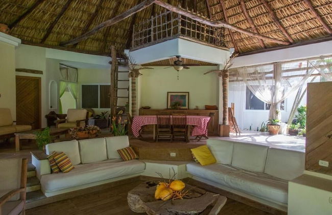 Panoramic Villa Casa Mar Monterrico - Photo 8