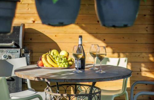 Entire Villa with Private Swimming Pool - Foto 20