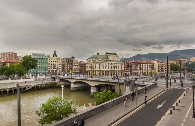 Piso Señorial en Corazon de Bilbao - Foto 23