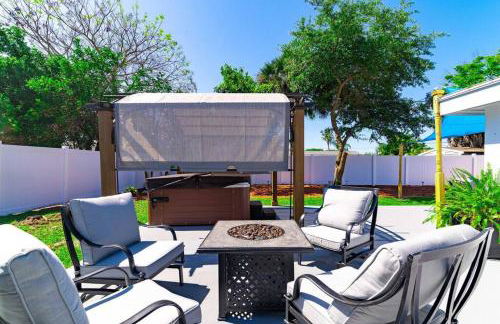 Renovated 3B 2BA, oasis yard Hot tub - Foto 37