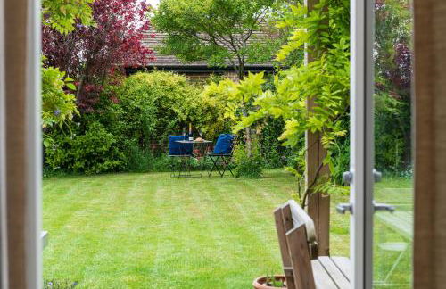 Lewes Heights is a spacious modern luxury home with stunning views - Foto 26