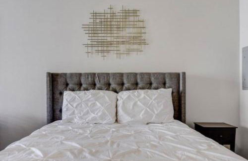 Experience Downtown Studio Near River Walk - Foto 13