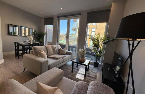 2BDR Flat By Charles Richardson ltd Short Term Lets Couldson Perfect For Insurance Stays - Foto 6