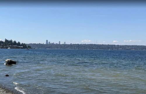 Mercer Island Modern Family-Friendly Home I-90 - Foto 49