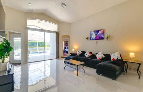 Disney Hub! Family Getaway with Themed Rooms and Pool - Foto 8