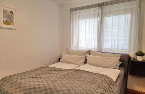 Modernes Ferienhaus mit großer Küche, Terrasse & Garten - Foto 10