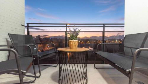 Stylish apartments with balcony & parking near the beach by REMS - Foto 1