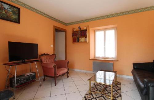 Charmant Gîte Rural avec Jardin en Haute-Saône - FR-1-583-438 - Foto 12