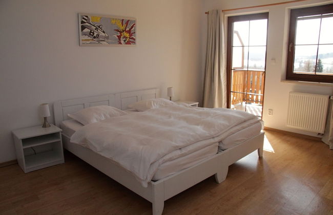 Luxury 10-bed Villa With View, Pool, Playground - Photo 2