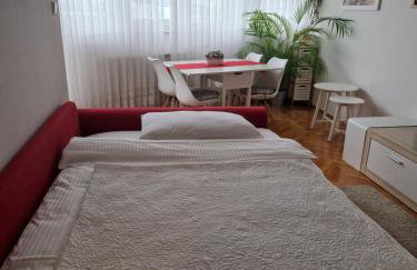 "Apartment Zagreb Idila Center", with a balcony, speed WiFi - Photo 11