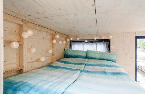 Hausboot AHOI hochwertiges Hausboote mit großer Terrasse und Kamin - Foto 13