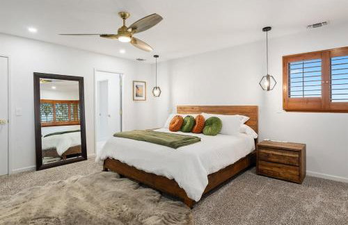 Mid-Mod Hilltop Retreat Views & Local Wildlife - Foto 39