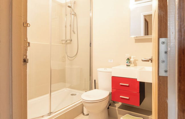 Parsons Pleck-6BD with Swimming Pool - Foto 19