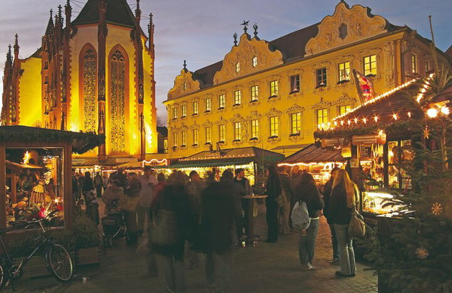 Moments de Noël romantiques à Rothenburg ob der Tauber & Würzburg - Photo 1