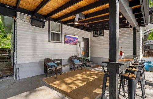 CSU Hideaway King Bd, Backyard Oasis, EV Charger - Foto 21