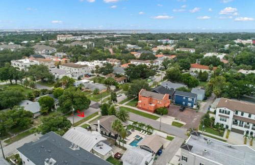 SoHo Serenity - Amazing Home with Private Pool & Hot Tub, SoHo District - Foto 74