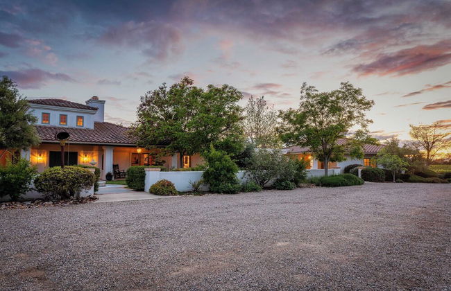 Wellsona Vineyard Retreat + Pool, Hot Tub, Views Main Home + Guest Home - Foto 47