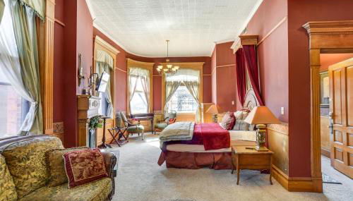 Downtown Yankton Suite Walk to Restaurants! - Photo 5