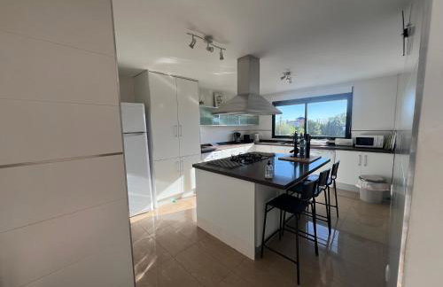 Villa moderna con piscina - Foto 18