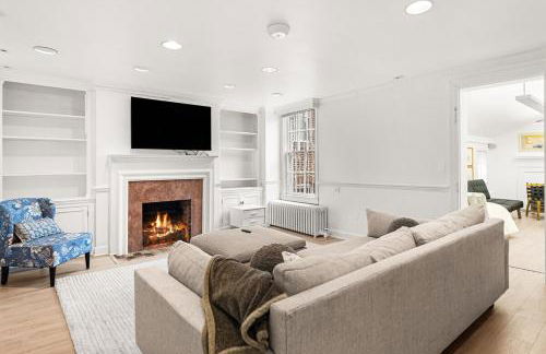 Historic 1790s Old Town Gem 5BR with Parking - Prince Street - Foto 43