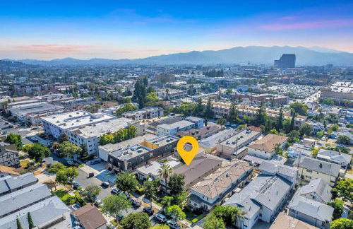 Modern 3BR Apt with Parking in Glendale - Foto 41