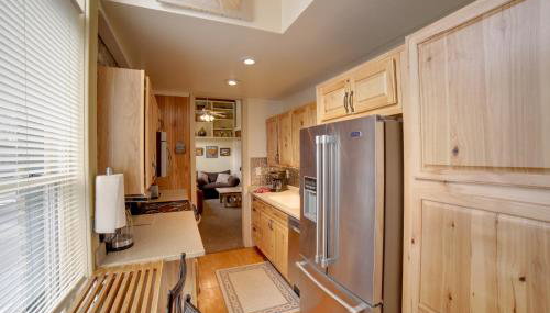 Walk to Water St and River Quaint Saugatuck Apt - Foto 2