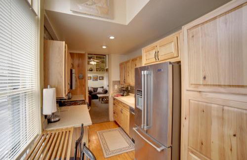 Walk to Water St and River Quaint Saugatuck Apt - Foto 2