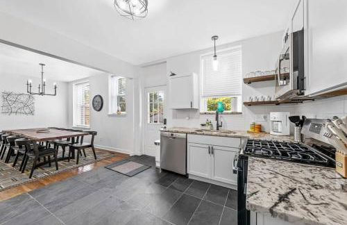 Classic 7BR CWE Home 3rd Floor Suite ABODEbucks - Foto 14