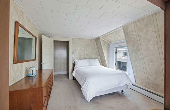 Maine Escape Beachy 2 Bdr! - Photo 6