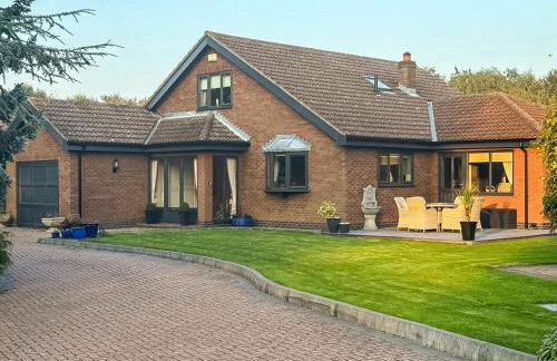 The Hawthorns - Foto 1