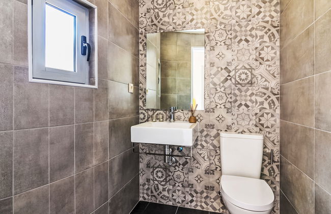 Arribas Villa - Photo 12