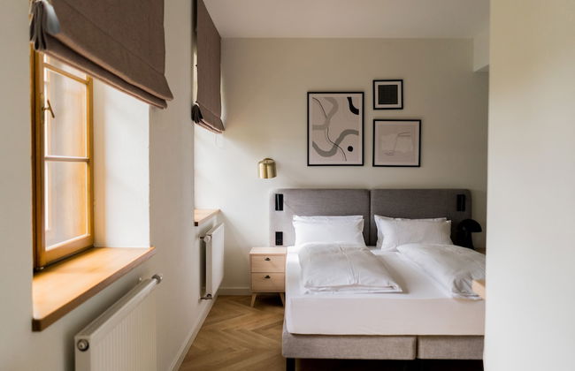 Bob W Peterhof - Photo 12