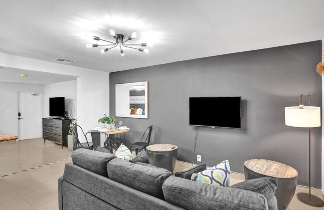RA Suites by DesignedVR - Photo 66