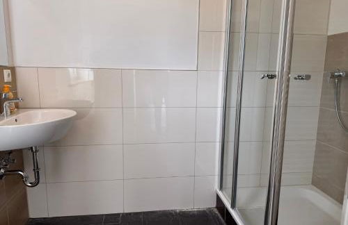 T&K Apartments - Wegberg - 4-7 room Apartments - private parking - WIFI - Fully equipped kitchen - Foto 57