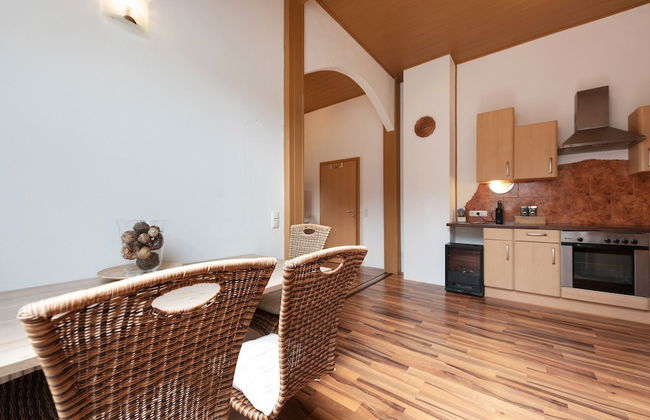 Modern Holiday Home in Pinsdorf With Garden - Photo 27