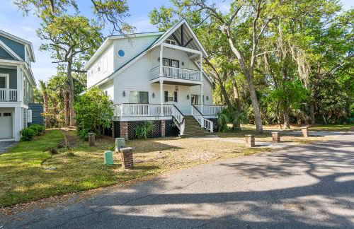 Lloyd's Lodge at Davis Love Dr - Photo 2