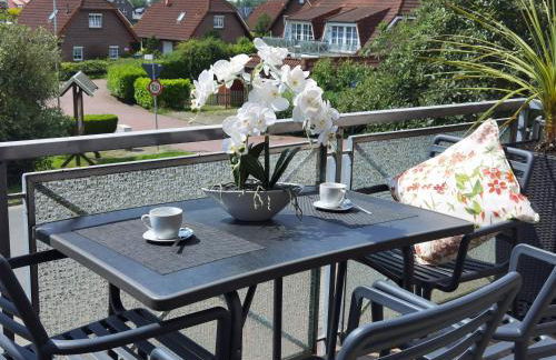 Schaake Hooksiel - Charmante Reetdachwohnung & Kostenfreier Parkplatz - Foto 40