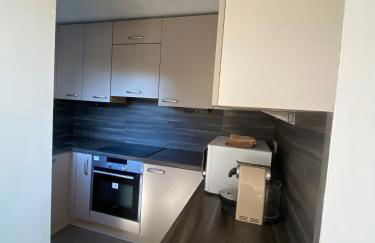 Joli 2 pièces parc piscine vue mer - Foto 4