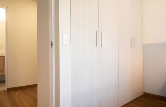 w Spotless 2BR With Balcony in Miraflores - Photo 18