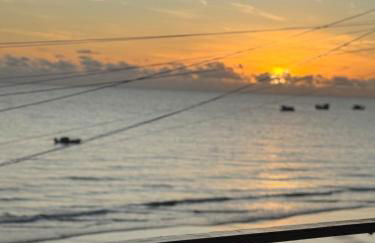 Casa da Maré Pé na areia Suítes climatizadas e deck vista mar - Foto 14