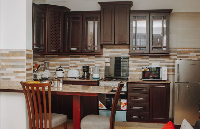 Stunning 2-bed Apartment in Dar es Salaam - Photo 10