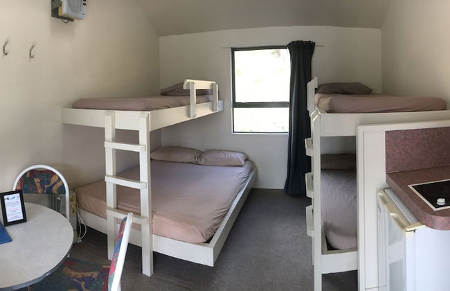 Opal Hot Springs & Holiday Park - Photo 13