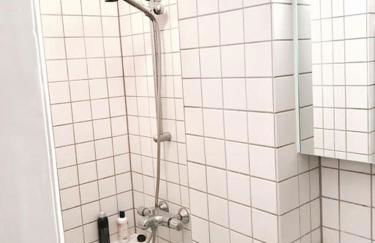 Ground Floor in Villa in Charlottenburg Garden View - Foto 7