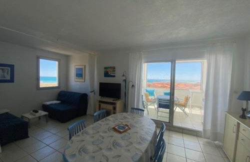 Grand T2 avec loggia, parking privé, proche plage et commerces - FR-1-782-54 - Foto 9