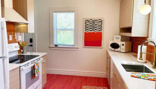 1960s Gem-Close to Downtown And In a Quiet Area - Foto 2