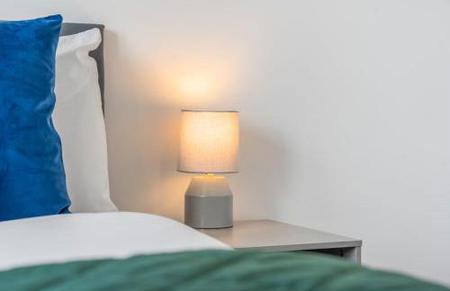 Luxury 3 bedroom with 2 bath at Plaistow opposite of station - Foto 38