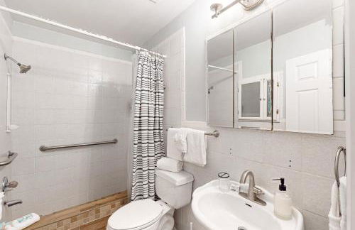 Gorgeous coastal dog-friendly home with plenty of space and close to everything - Foto 18