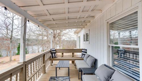 Lakefront Getaway with Porch in Athens Area! - Foto 2